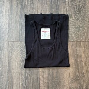 Zenana Outfitters Black Tank Top